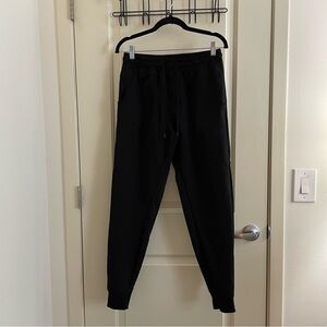 Leg3nd black joggers